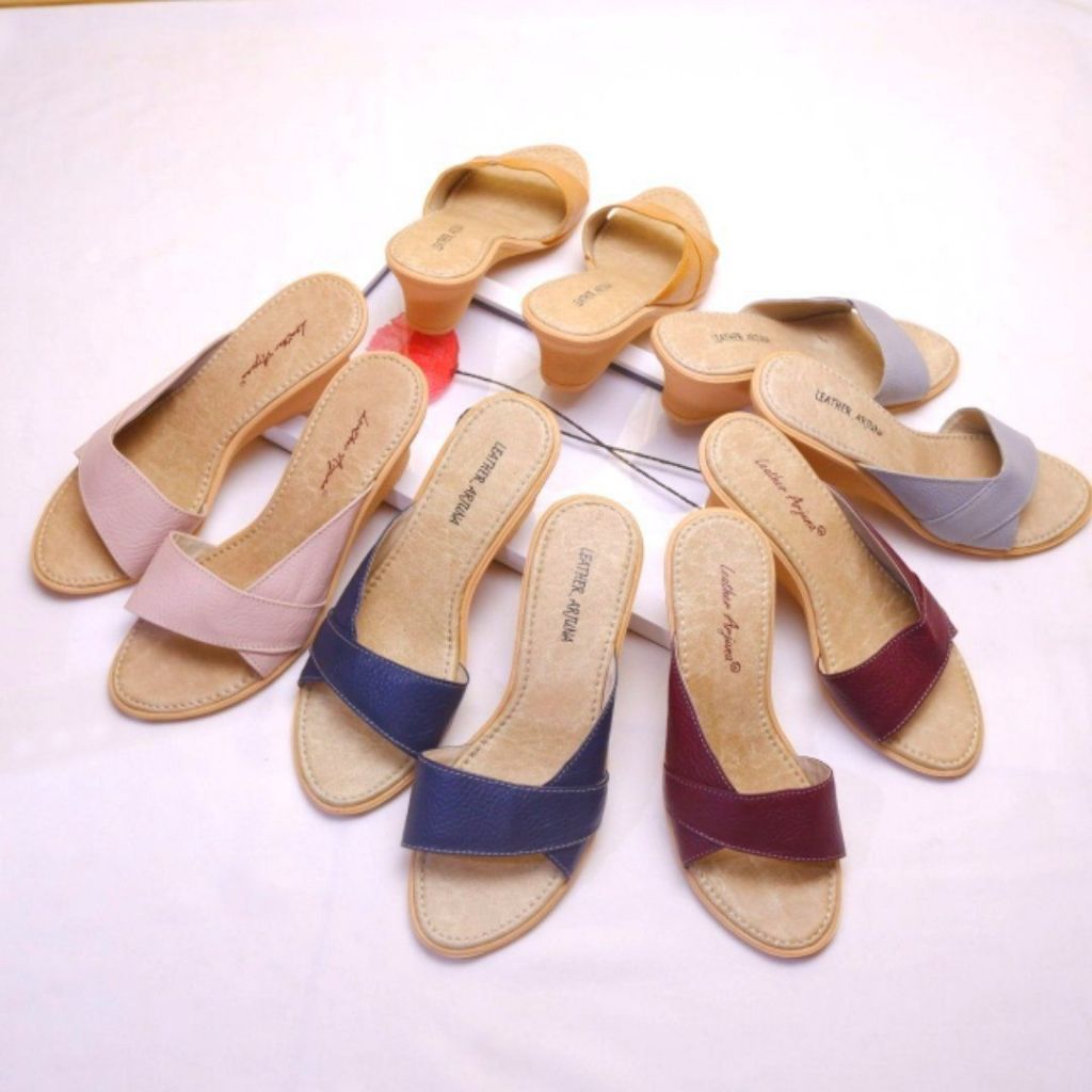 Sandal Selop Papirut Kondangan Wanita Hak 5 cm Selop Bello