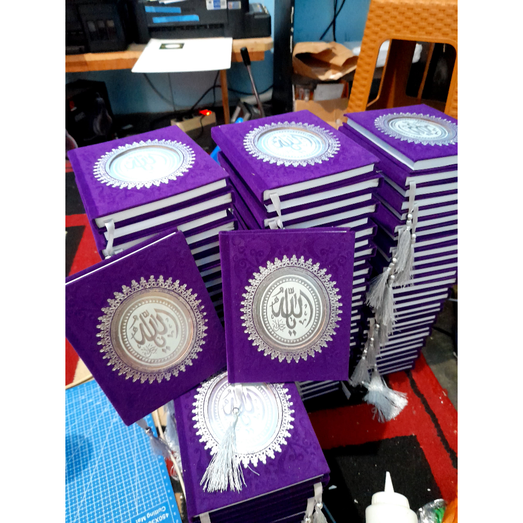 Buku Yasin Hardcover Bludru Varian Ungu Terong