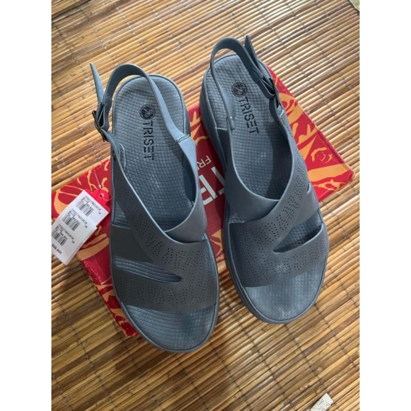 TRISET sandal/sandal TRISET/sendal triset tali/sendal triset murah/size 38