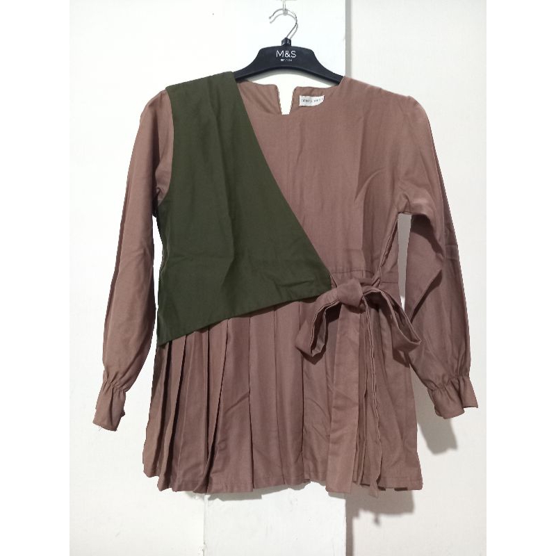 Preloved blouse ederra