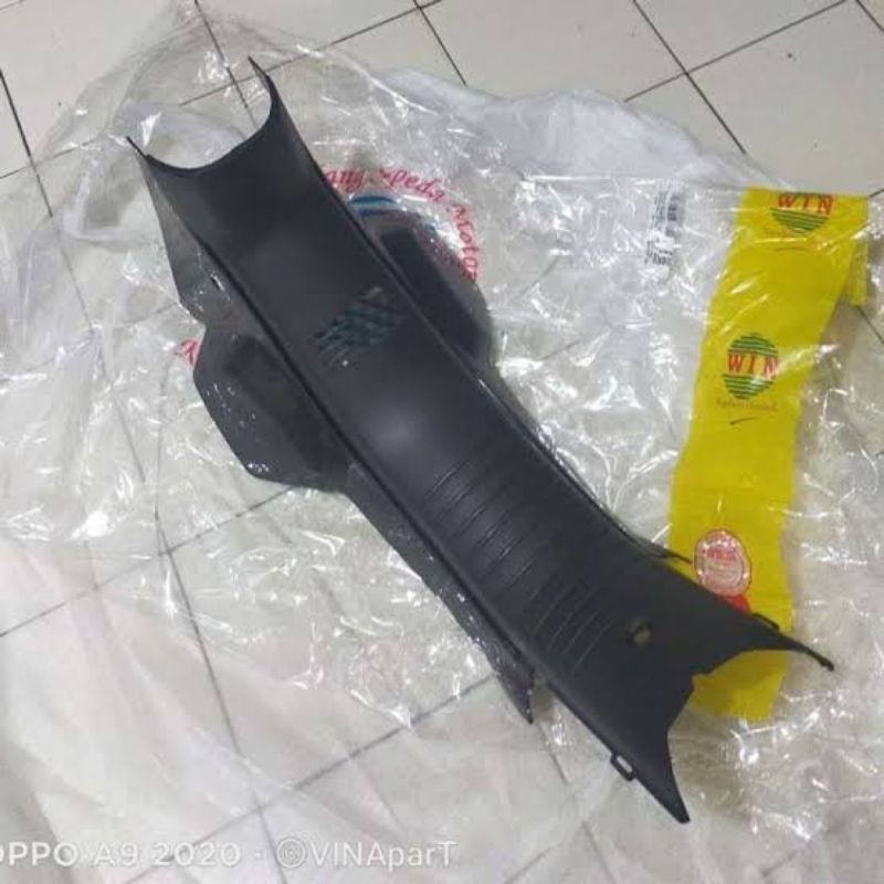 Legshield Tengah Dek Kontak Tengah Astrea Grand Sabit Bulus Ori WIN