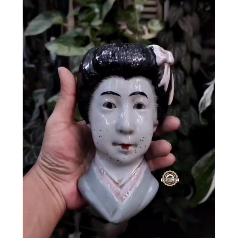 Vas dinding porselin jepang lawas "OSHIN"