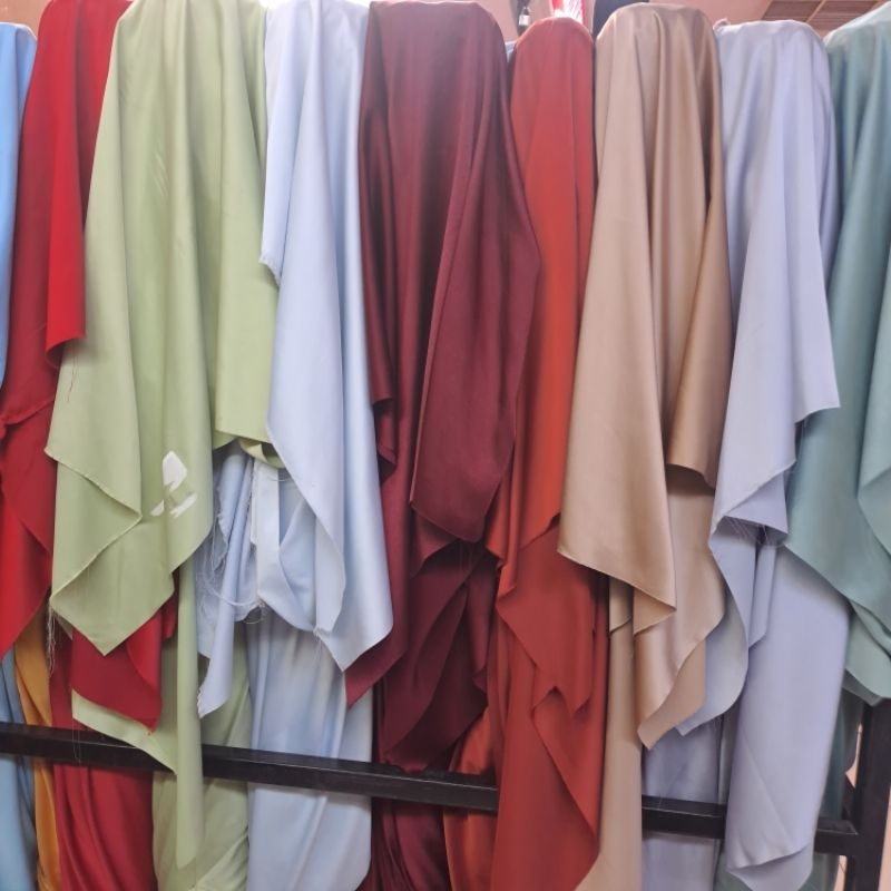 bahan roberto cavali premium