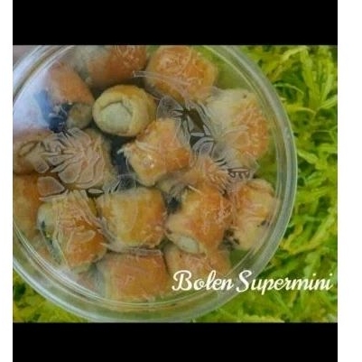 

Bolen pisang coklat mini toples Snack lebaran