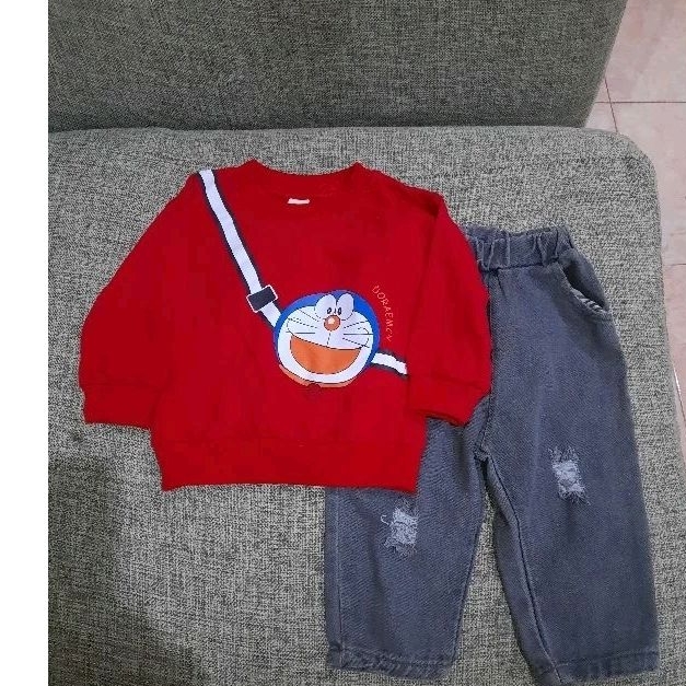 Preloved setelan doraemon