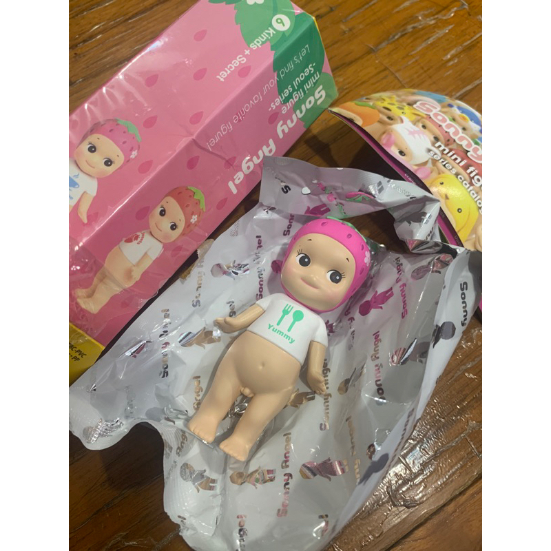 Sonny Angel Strawberry Seoul