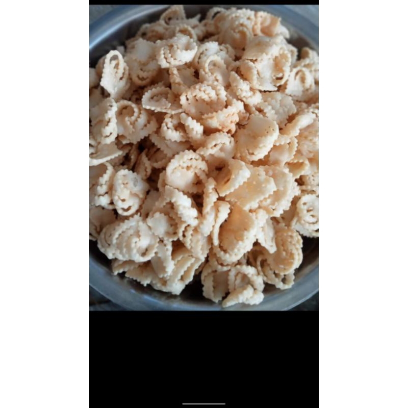 

JAJANAN TAREK KHAS LOMBOK