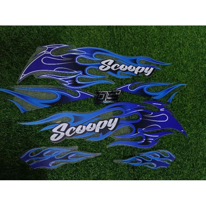 STRIPING TRANSPARAN SCOOPY COSTUM API