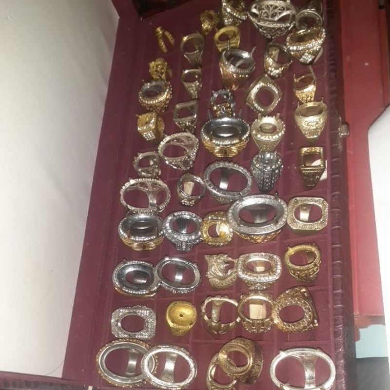 Ring Cangkang Emban Cincin Campur Kotak Cincin Besar Sirkon Titanium Rodium Kuningan