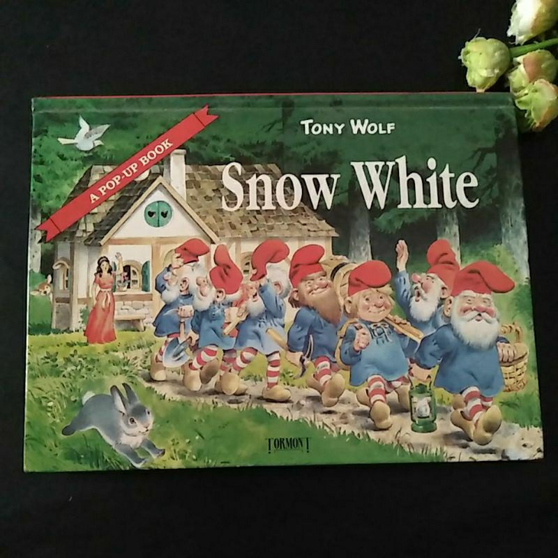 A Pop Up Book Snow White Tony Wolf preloved