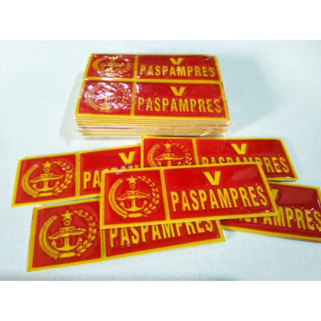 

Stiker plat embos Paspampres