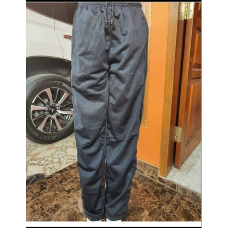 celana olahraga bhayangkari