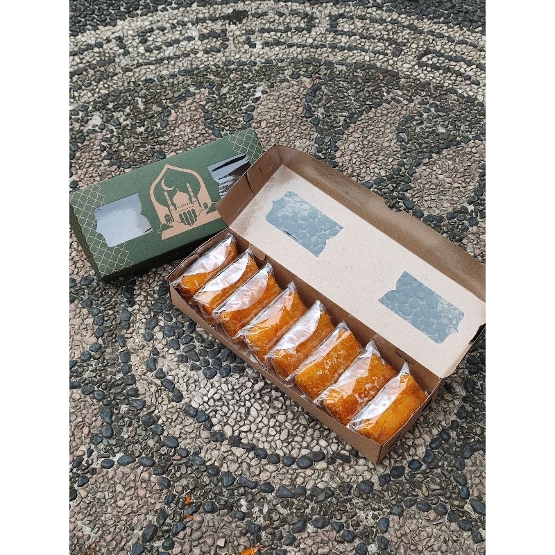 

Hampers Risoles Isi 8pcs / Hampers Idul Fitri / Hampers Lebaran / Hampers Risoles