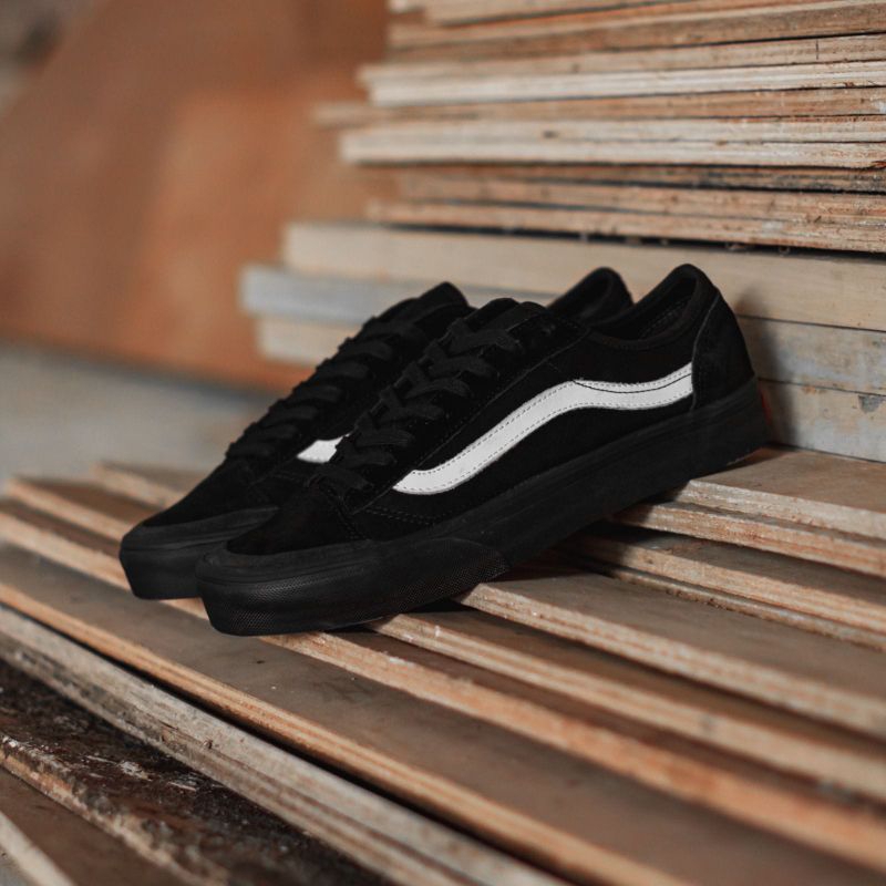 VANS SK8 - LOW CONTRAST BLACK BLACK WHITE
