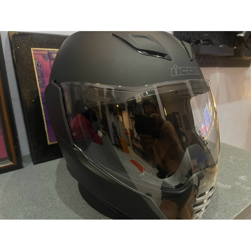 Icon Airflite Rubatone Helm 2nd Bekas