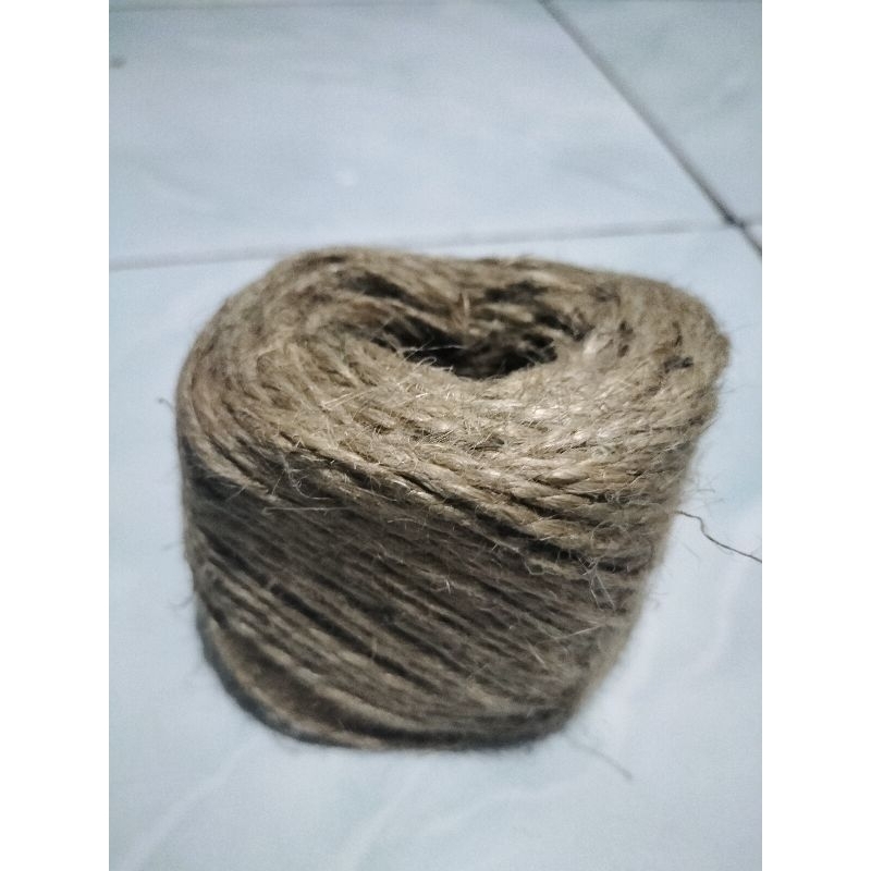 

Tali goni / Tali Rami / Tali karung +- 70 meter