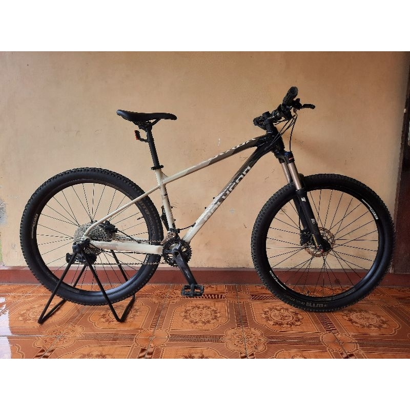 Polygon Xtrada 6 2021 size M