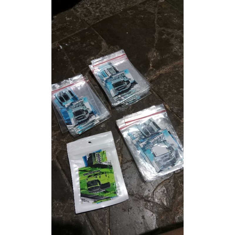 

STIKER TEAM MANIA CILILITAN BUS