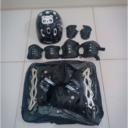 Sepatu Roda Anak Perempuan Import Inline Skate Karet PU Nyala Roller