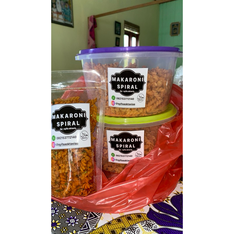 

Makaroni Spiral By Syifa Oktavia Toples 500 Gram ( 1/2kg )