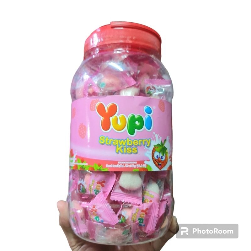 

permen yupi strawberry kis toples 300gr