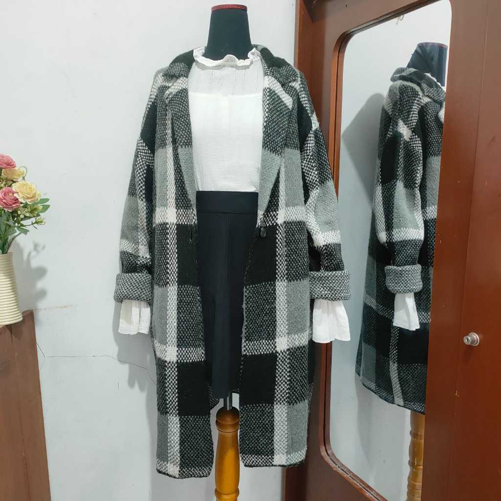 Blazer long cardi rajut tartan motif kotak