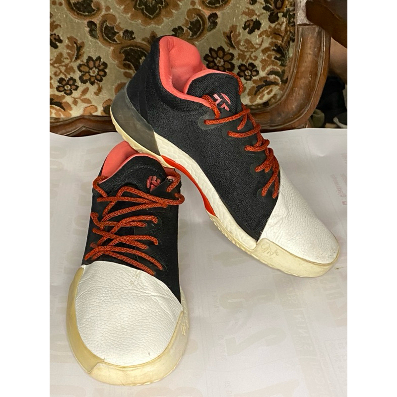 Adidas James Harden vol 1 size 42