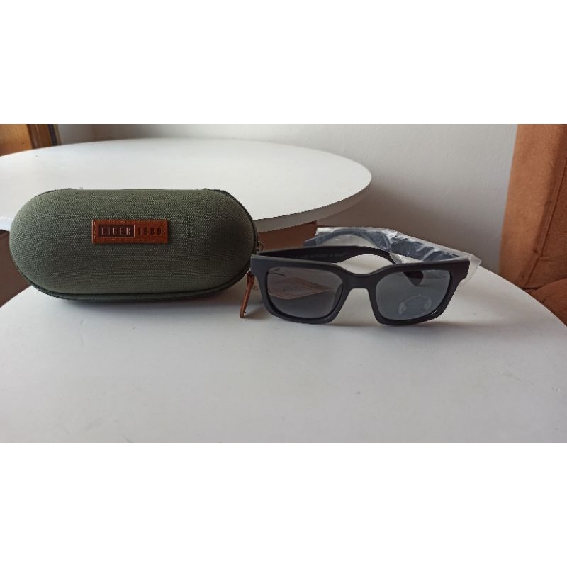 kaca mata Eiger rollick