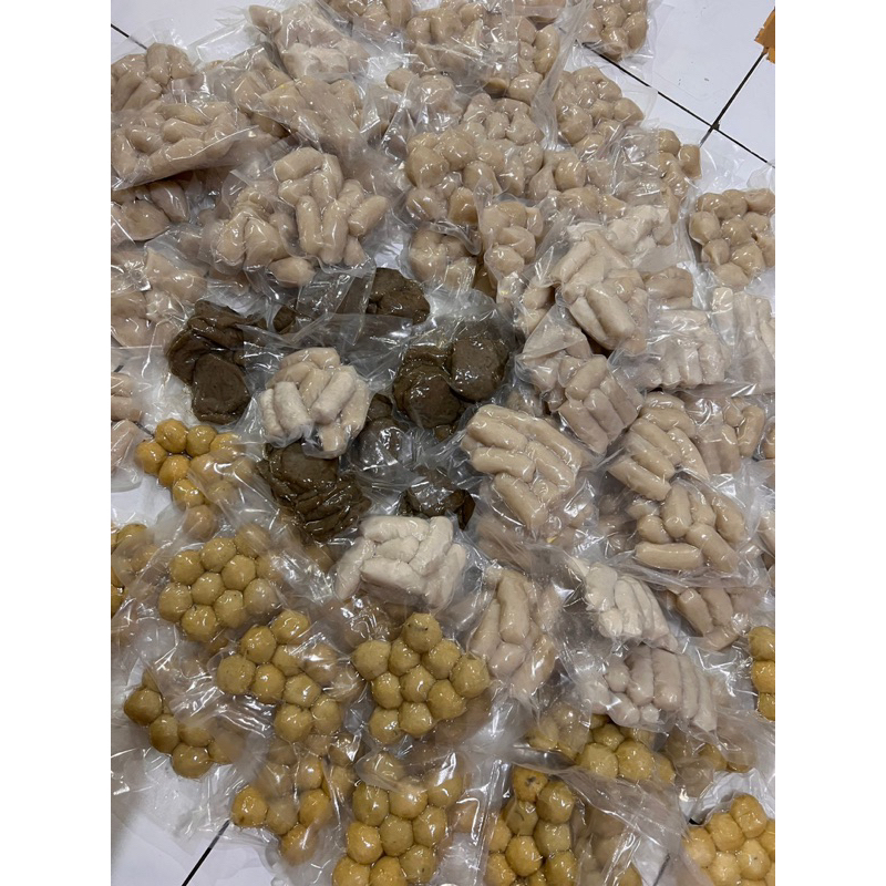 

Pempek Macho paket isi 10