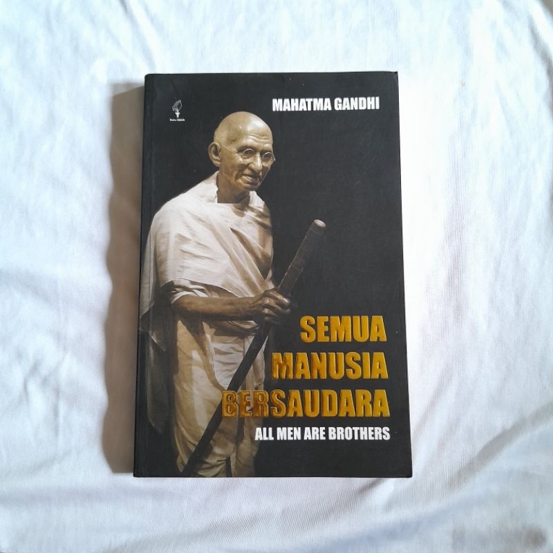 Semua Manusia Bersaudara
