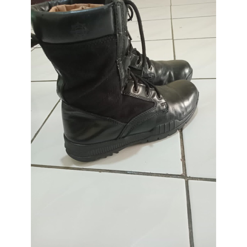 sepatu pdl battle x’s