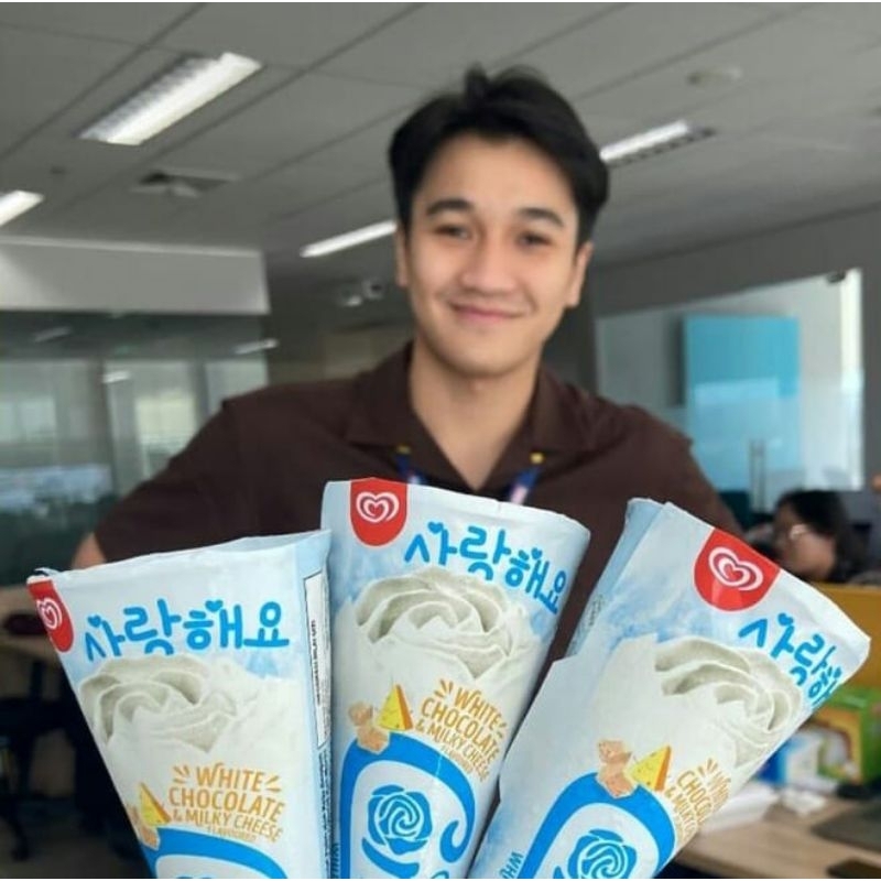 

Wall's Cornetto White Chocolate & Milky Cheese 134ml