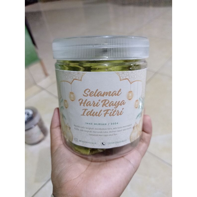 

paket 2 toples kripik pisang lumer matcha/coklat ukuran toples 600ml