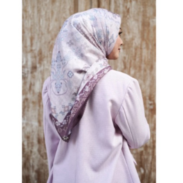 preloved dumai scarf manggis wearing klamby