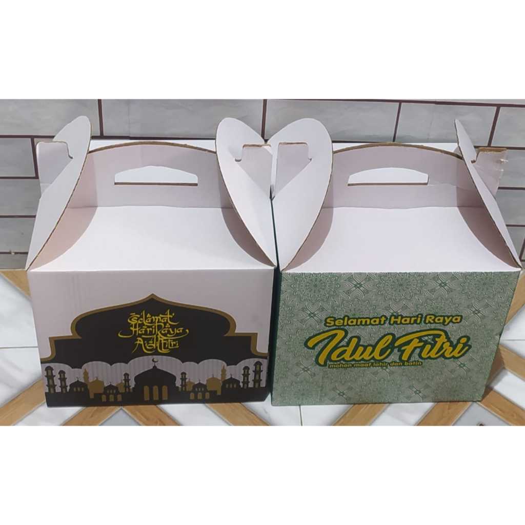 

Box # Kardus # Parcel jinjing Lebaran Idul Fitri # IED Ukuran Besar sedang dan kecil Tersedia