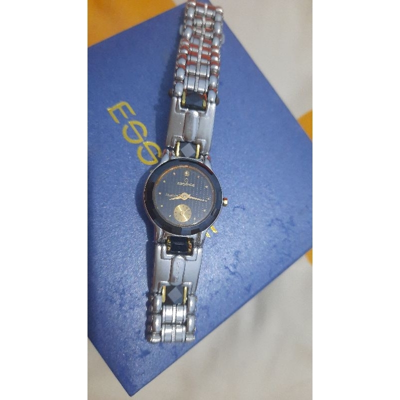 Preloved Jam Essence Wanita Ori