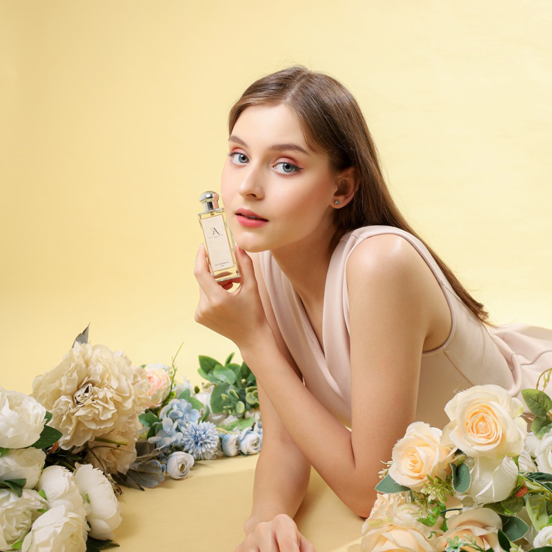 Second Premium Parfume KODE 0220 (CEWEK/GIRL)