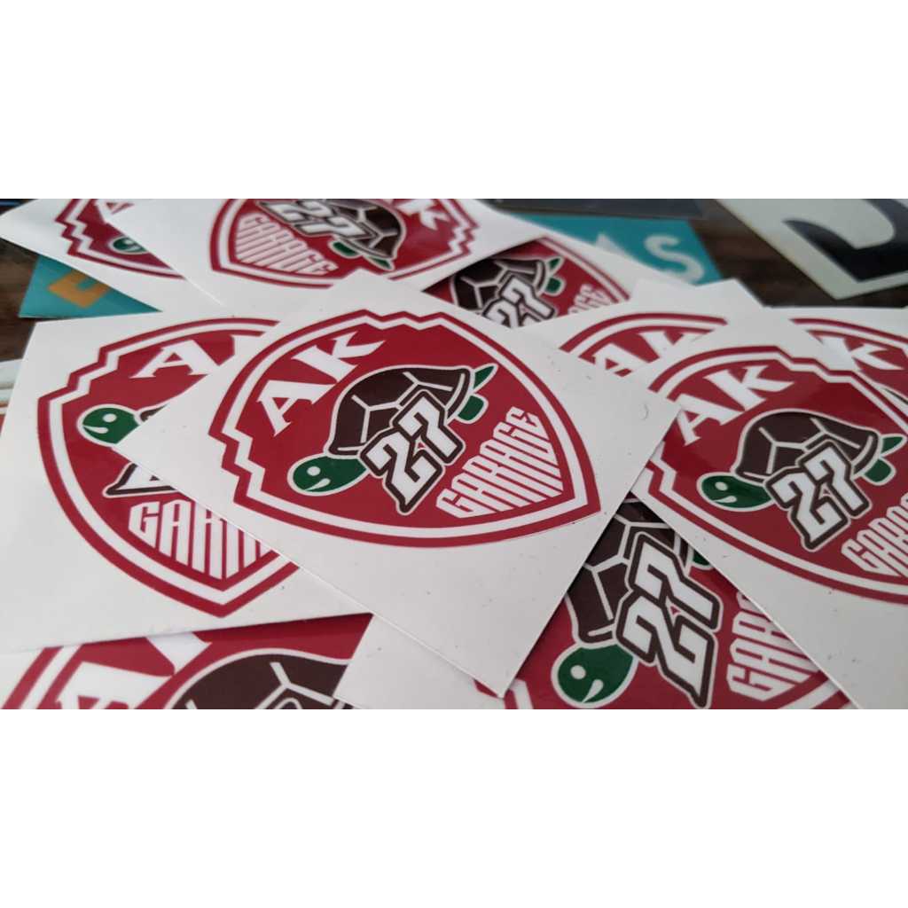 Cetak Stiker Vinyl Cutting Pola / Cutting Tepi Laminasi Doff / Glossy