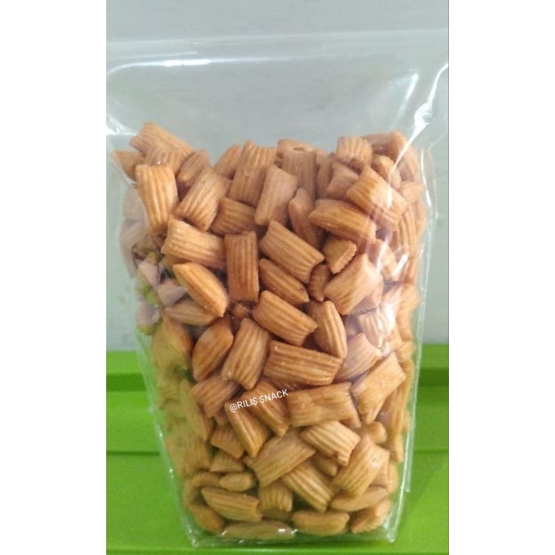 

Pangpang manis / kue bantal 210 gram
