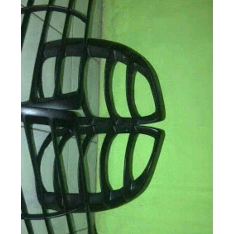 pelindung lampu opel blazer