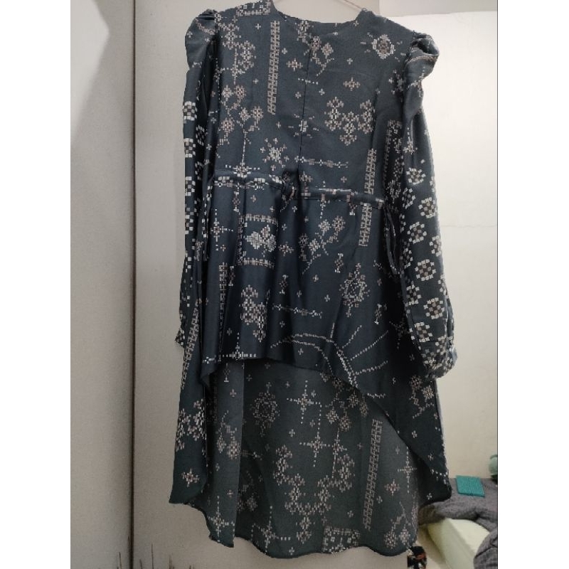 PRELOVED BRAND VANILLA HIJAB, KINARA, LIGHT CLO