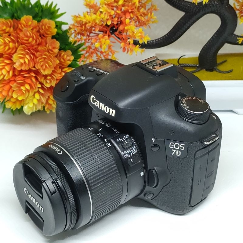 Kamera DSLR Canon Eos 7D - Lensa Kit 18-55mm IS Original Murah Mulus seperti baru
