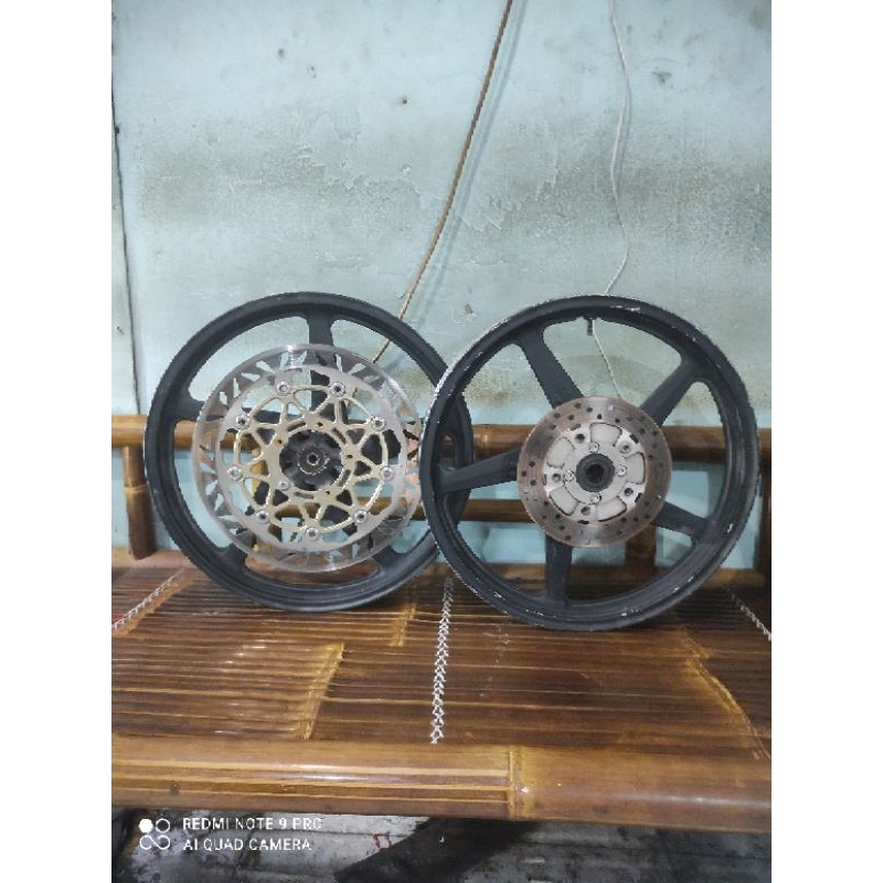 Velg Vixion Old
