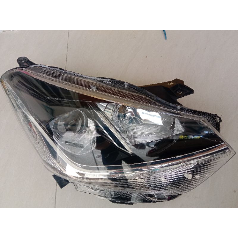 headlamp lampu depan Agya Alya 2018-2020