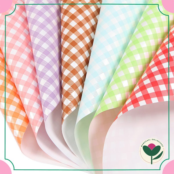 

Korean plaid cellophane flower wrapping paper kertas buket bunga motif kotak gingham MK1684