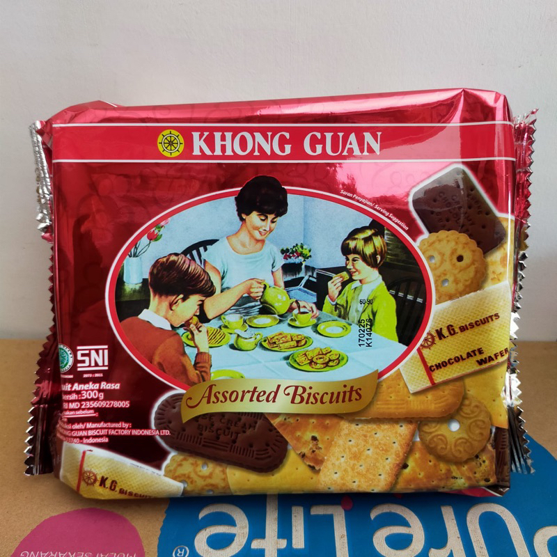 

biskuit KHONG GUAN kemasan 300gr-biscuit khong guan-assorted biscuits khong guan 300gr