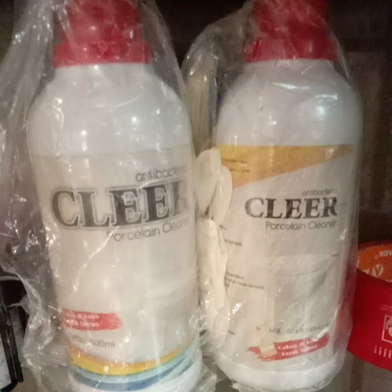 cleer pembersih Noda Kamar mandi