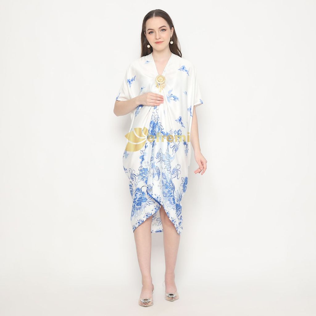 TD141 PTH /KAFTAN WANITA TRENDY/KAFTAN LEBARAN/KAFTAN BUKBER/KAFTAN BATIK SATIN SILK