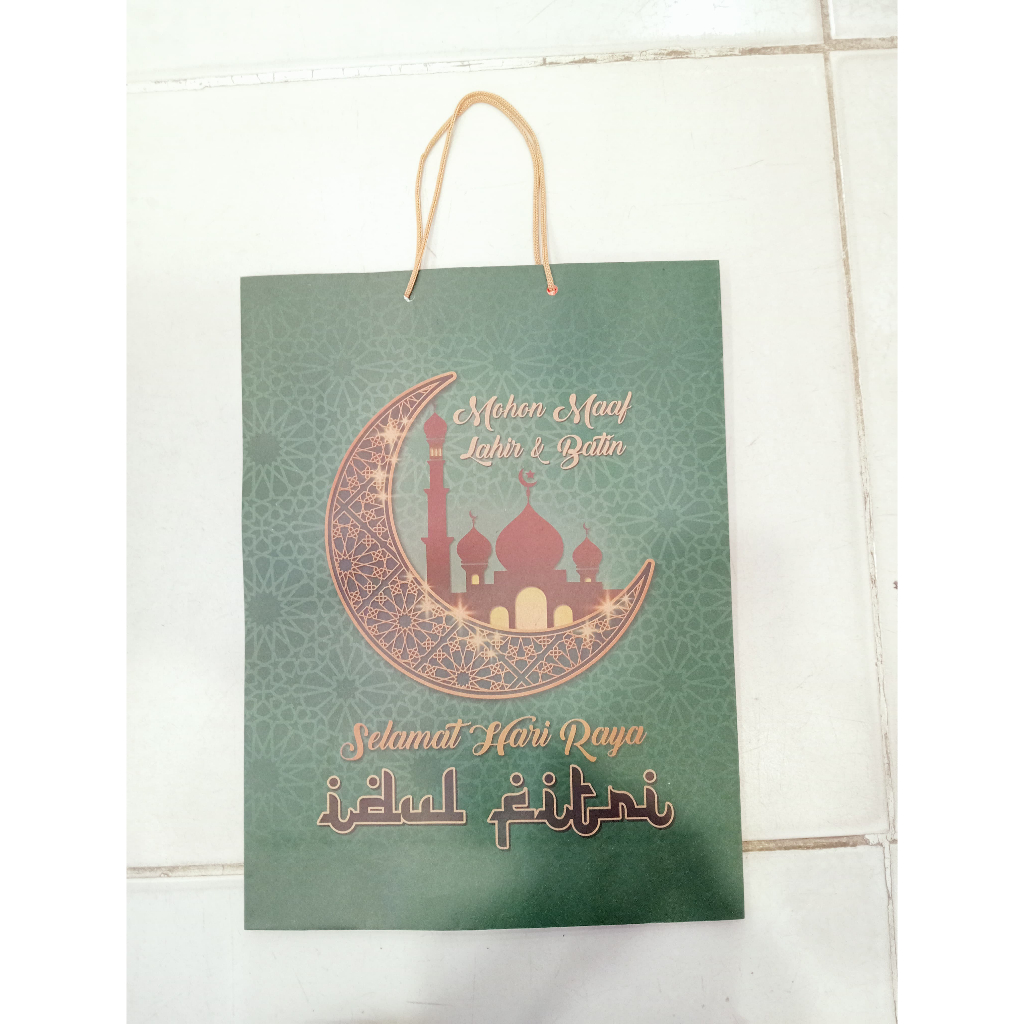 

Paper bag lebaran besar