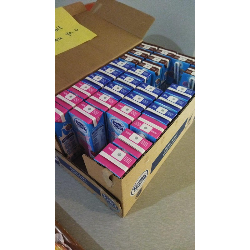 

Susu Frisian Flag 1 karton